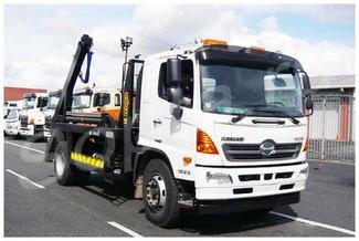 ������� �������� ����������� Toyota HINO: ����� 30